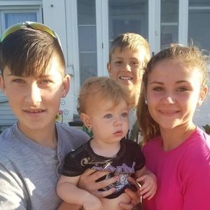 Meet your Posher, Kayla